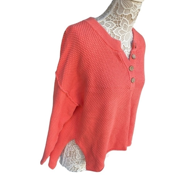 MOD REF Textured Cotton Coral V-neck Sweater | Size:S - Picture 3 of 10